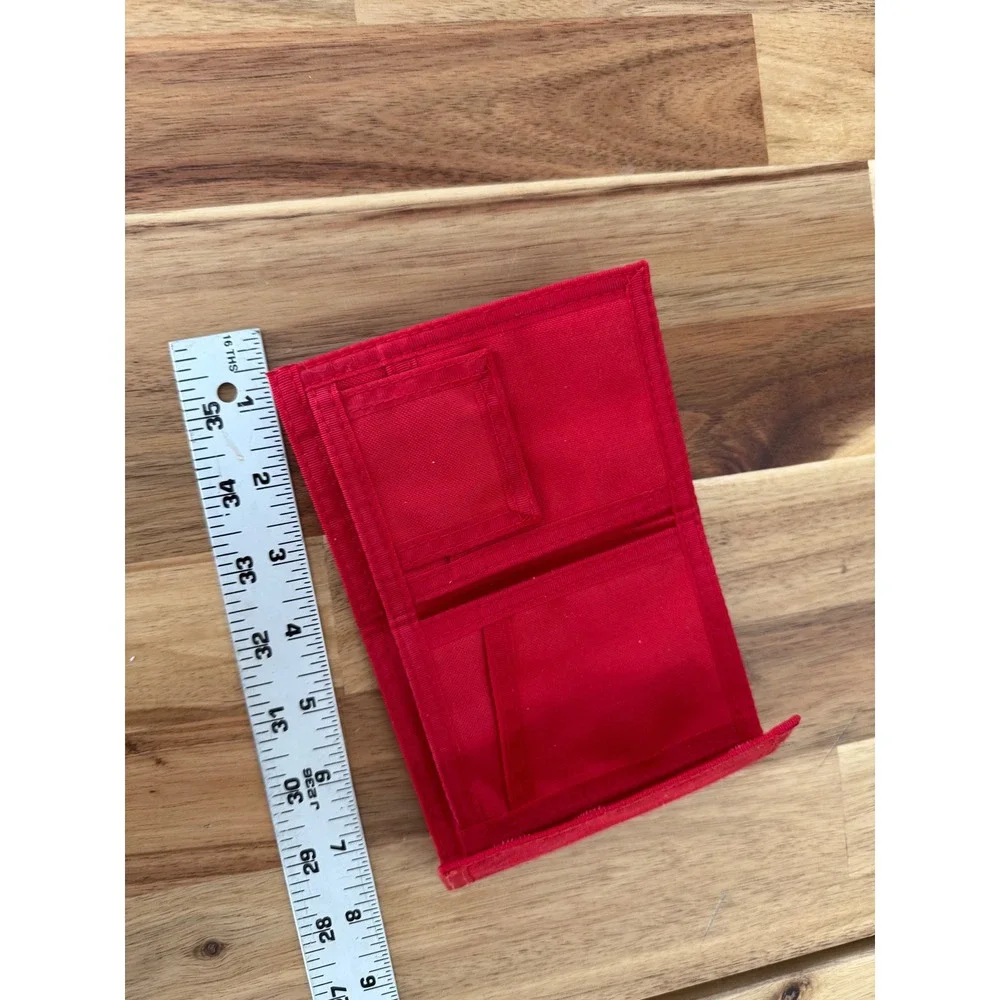 Vintage Milwaukee Bucks Wallet Red Canvas Trifold Retro NBA Basketball Logo